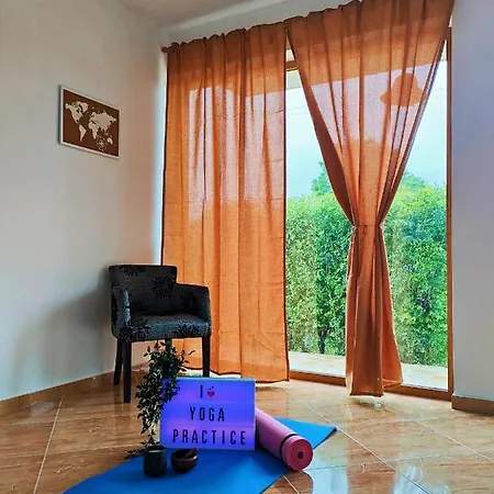 Apollonia Villa *