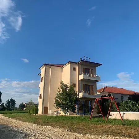 Apollonia Villa Fier