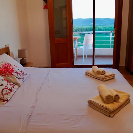 Apollonia 别墅 费里