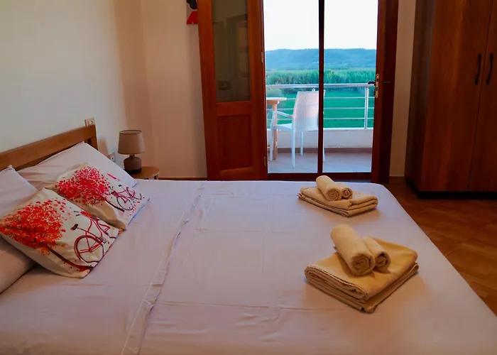 Apollonia Villa Fier